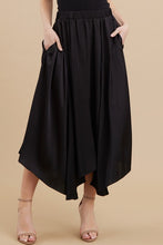 Load image into Gallery viewer, Selena Satin Skirt (Black)