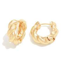 Load image into Gallery viewer, Gold Twist Earrings